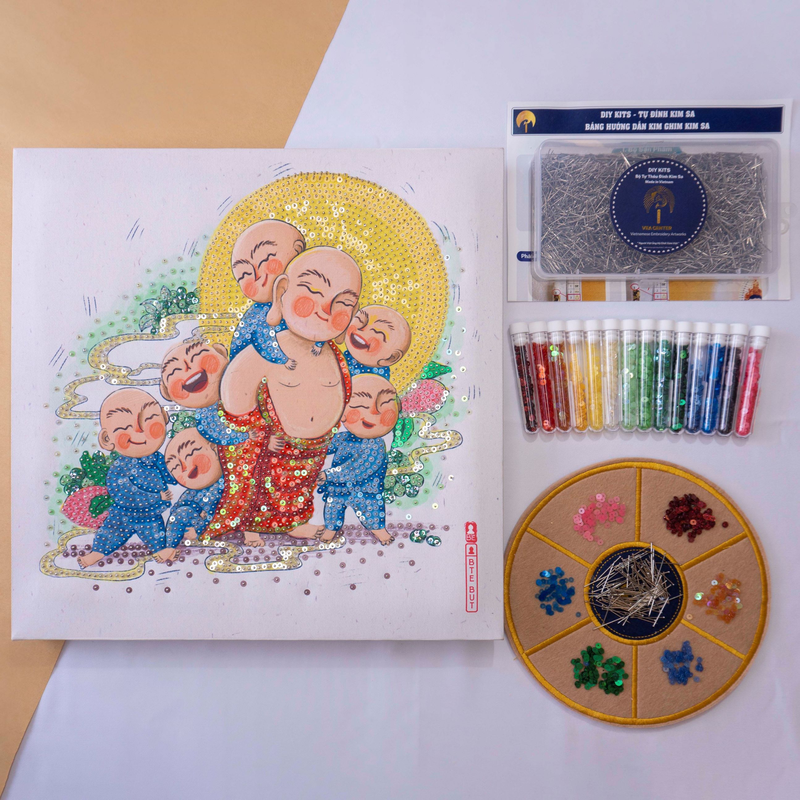 DIY Bộ Tự Đính Kim Sa - Chibi - Phật Di Lặc Bên 6 Chú Tiểu -  45x35cm - CBC1GCA10