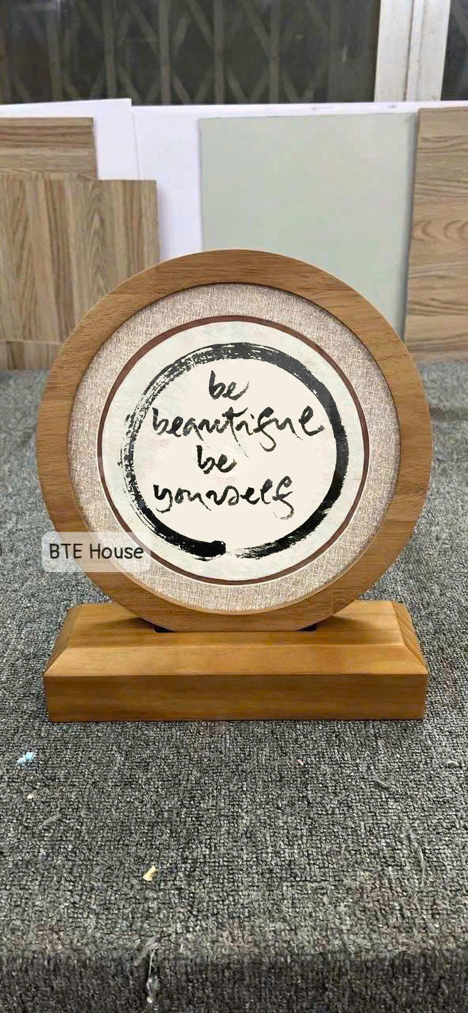 Thư Pháp- Be Beautiful Be Yourself